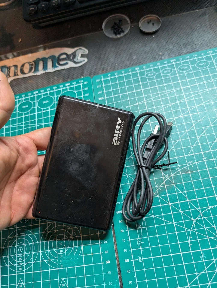 MEDION Externe 2.5" HDD Festplatte – 700 GB – USB-Anschluss