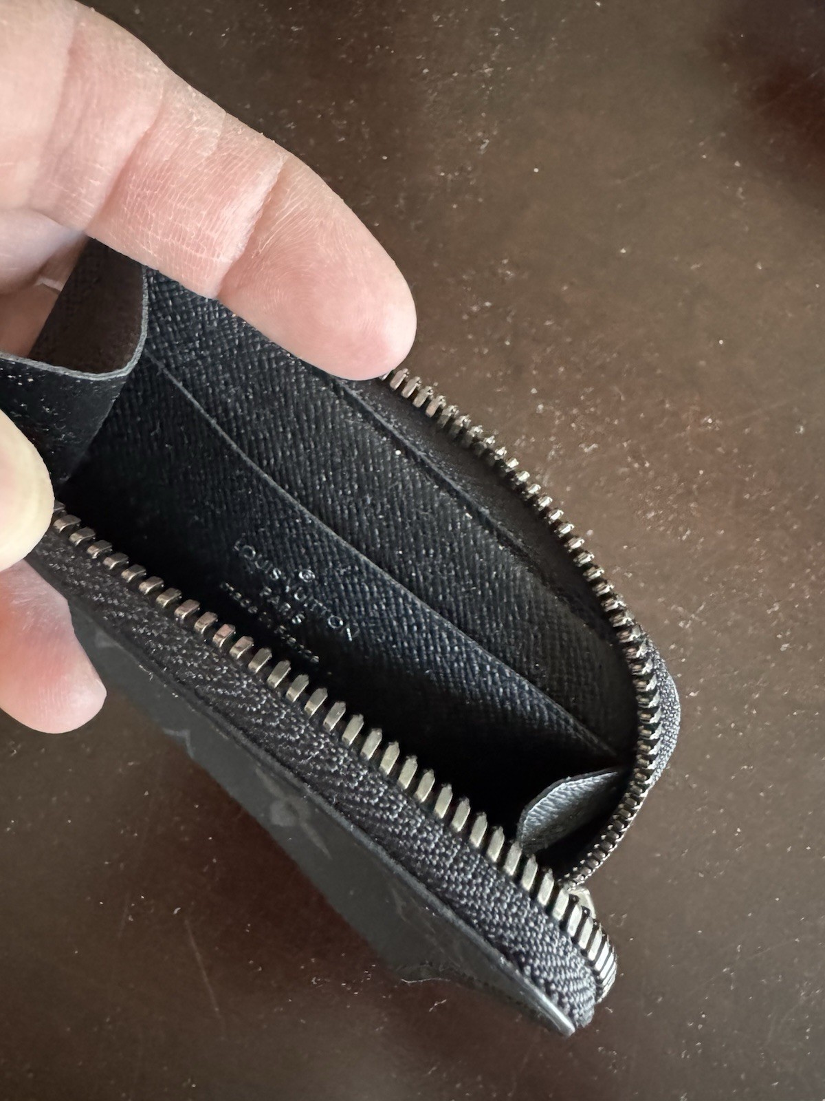 Authentic LOUIS VUITTON Monogram Eclipse  Key Cas… - image 3