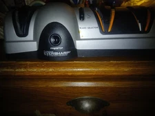 Presto EverSharp Three Stage Electric Knife Sharpener 08810 10-30182 New In Box