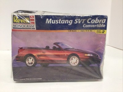 1/25 SCALE Monogram 1996 Mustang SVT Cobra Convertible  Model KIT Unbuilt Sealed