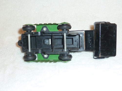 Tonka Mini Front Loader/Bulldozer, Vintage, Rare Green, pressed steel - Picture 10 of 11