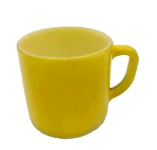 Vintage Federal Glass Heat Proof  Milk Glass Coffee Cup/Mug Made in USA Yellow 