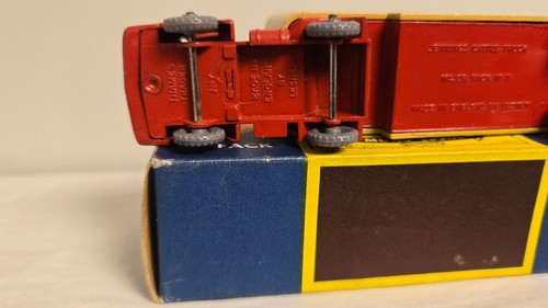 Matchbox LESNEY MAJOR PACK No. M-7 CATTLE TRUCK & ORIGINAL BOX - Picture 8 of 11