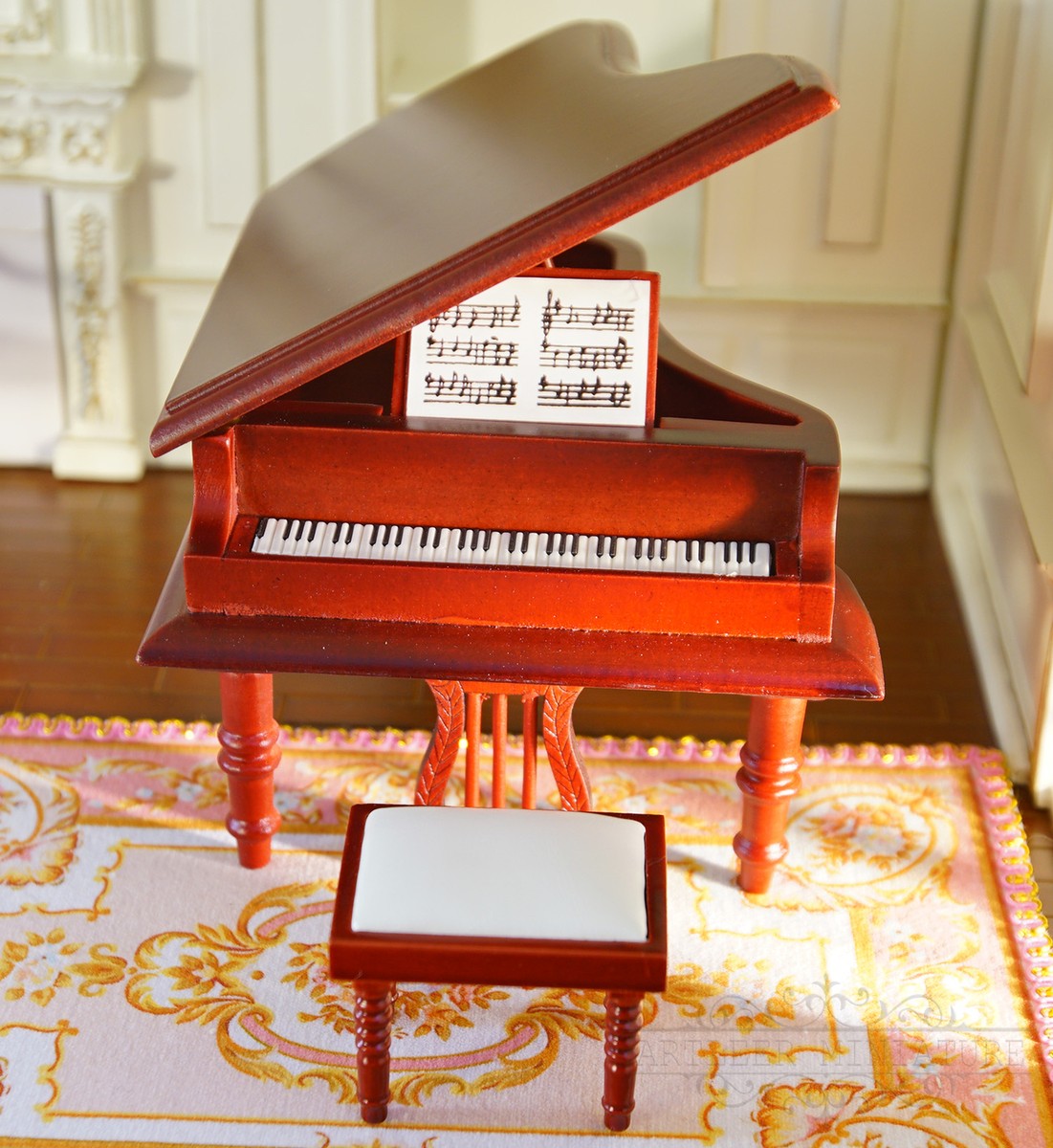 Dollhouse Retro Musical Piano Elegant Excellent Handmade 1/12