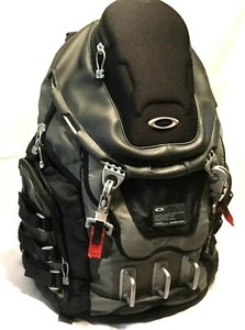 oakley kitchen sink backpack red