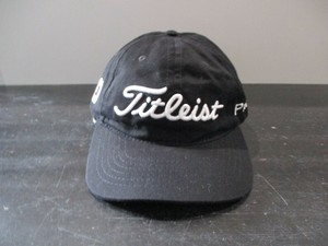 black titleist hat