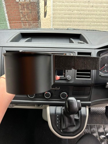 Vw Transporter T6 Centre Cup Holder 🥤🤟🥤 - Picture 7 of 16