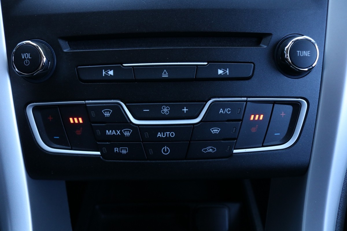 Ford Mondeo 2,0 TDCi 150 Titanium stc.