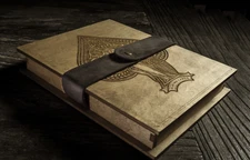 Tycoon Luxury Edition Box wooden handcrafted Theory11 Playing Cards collector's