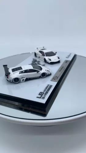 Error 404 1:64 Lamborghini Murcielago LP640 LBWK pearl white limited resin car - Bild 2 von 7