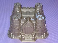 NORDIC WARE HOLIDAY CHRISTMAS CASTLE BUNDT PAN * CLEAN Made in USA