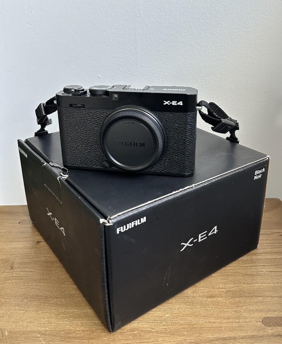 美品！FUJIFILM X-E4-S Fujifilm X-E4 26.1MP Mirrorless Digital Camera - Black (Body Only