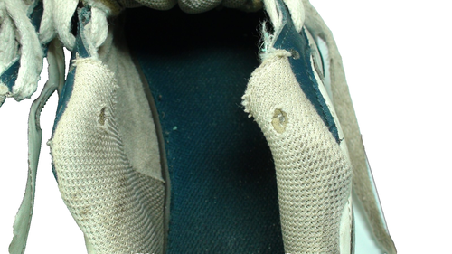 Nike age 5 US child's sneakers used some flaws - Picture 3 of 10