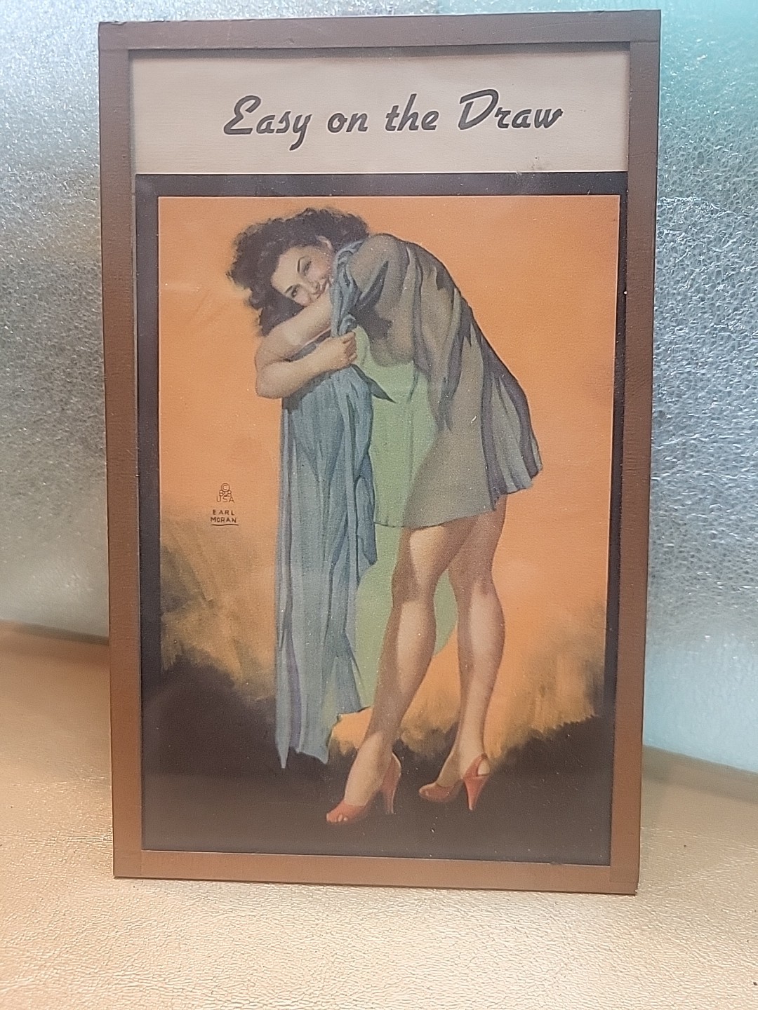 EARL MORAN PINUP  1940s  In Glass Rare Easy On The Draw