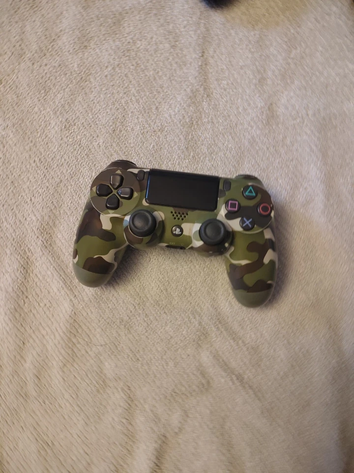 Sony Darth Vader PlayStation 4 Original Con Dos Mandos. Foto 2 de 4