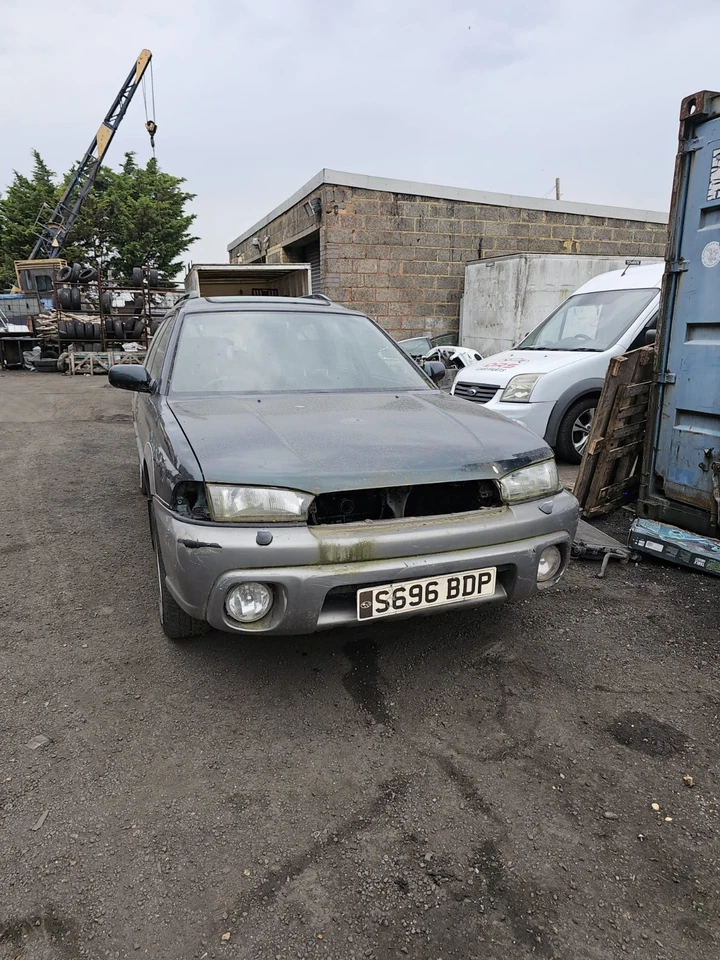 SUBARU LEGACY OUTLOOK 2.5 PETROL MANUAL BREAKING CAR PARTS AVAILABLE 1998 / 99 - Image 4 of 4