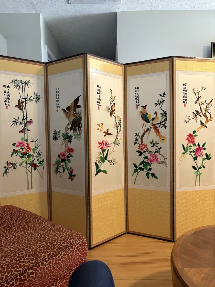Vintage Korean 8-Panel Room Divider. Excellent Used Vintage Condition. - Image 2 of 4