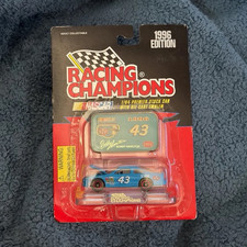 Racing Champions NASCAR 1996 Edition 43 Bobby Hamilton 1:64 Diecast STP