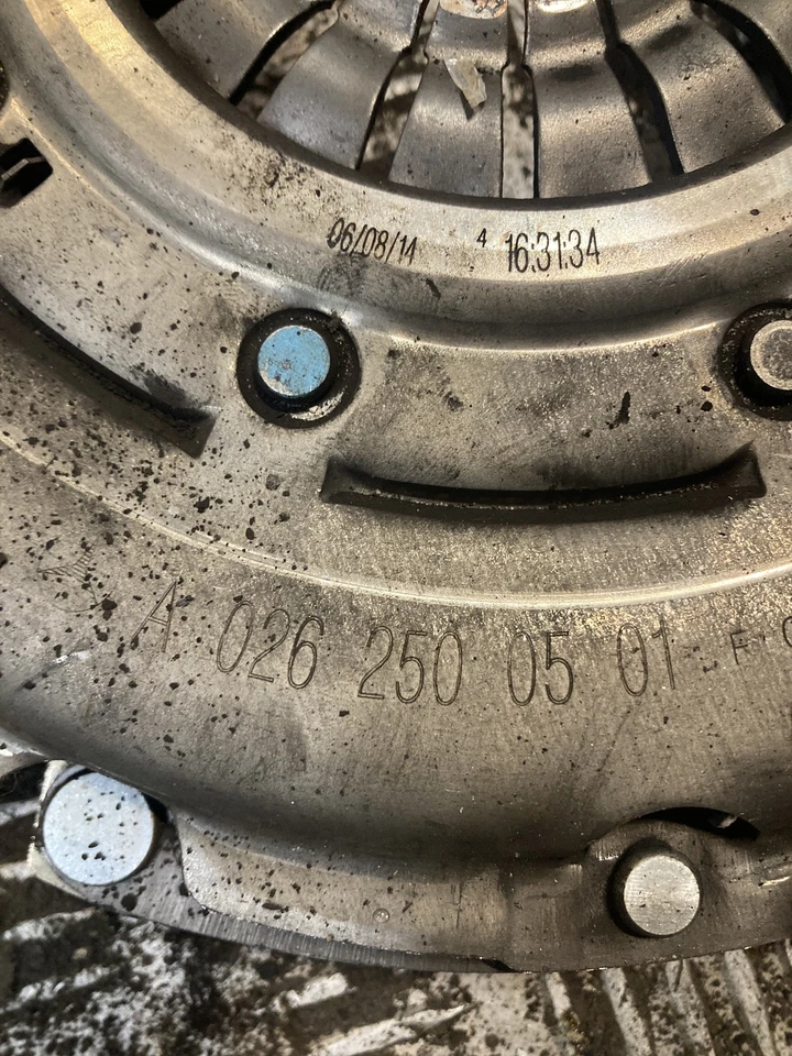 Kit embrague volante mercedes-benz cla 180 c117 2700300205 1.6 gasolina Foto 4 de 4