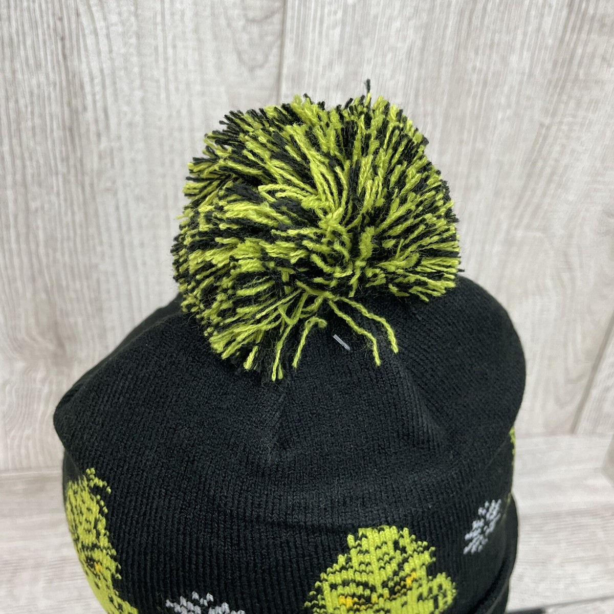 American Eagle Grinch Christmas Hat Beanie Black Green Cuff  display picture 1