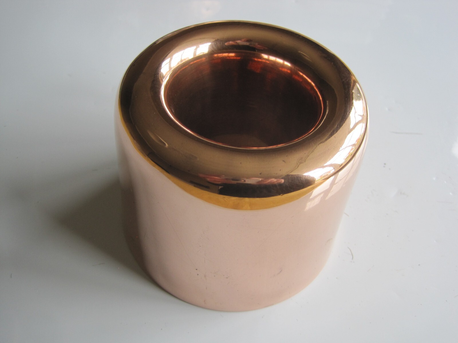 ANTIKE VIKTORIANISCHE EINFACHE KUPFERPAUKENFORM MIT VERZINNTEM INNENRAUM - 4 1/2" DURCHMESSER.