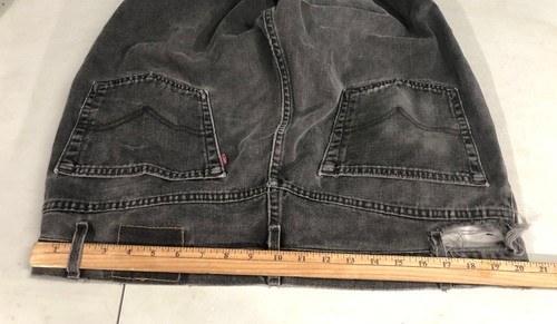 Jeans da uomo Levi's Beat Up Destroyed in denim nero 42 x 32 COSÌ COM'È - Foto 9 di 12