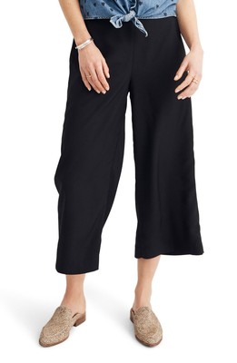 Black Huston Pull-On Crop Pants L0297 