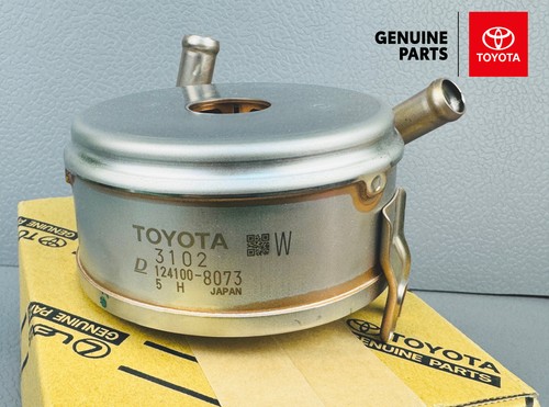Genuine Lexus RX350 07-15 Sienna Highlander GSU30 GSU40 Oil Cooler 15710-31021 - Picture 2 of 12