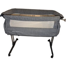 Mika Micky Baby Bedside Bassinet and Waterproof Mattress Covers