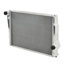 3 Row Radiator MT For BMW 01-05 320i 325xi 330i 330xi 01-06 325Ci 330Ci 03-08 Z4