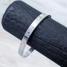 Silver Tone Bracelet with Engraved Elephant Design 6.5"