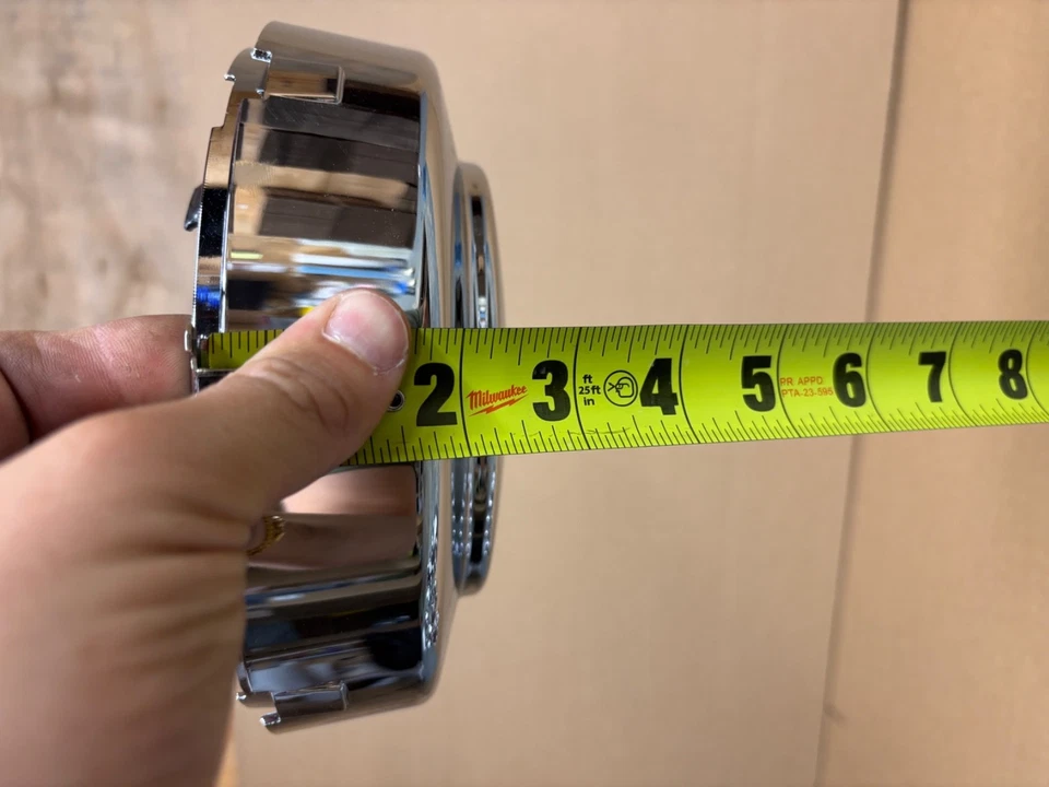 原始设备制造商 2005 - 2025 福特 E250 E350 铬中心盖 - F5TA-1A096-TB — 第 3/4 张图片