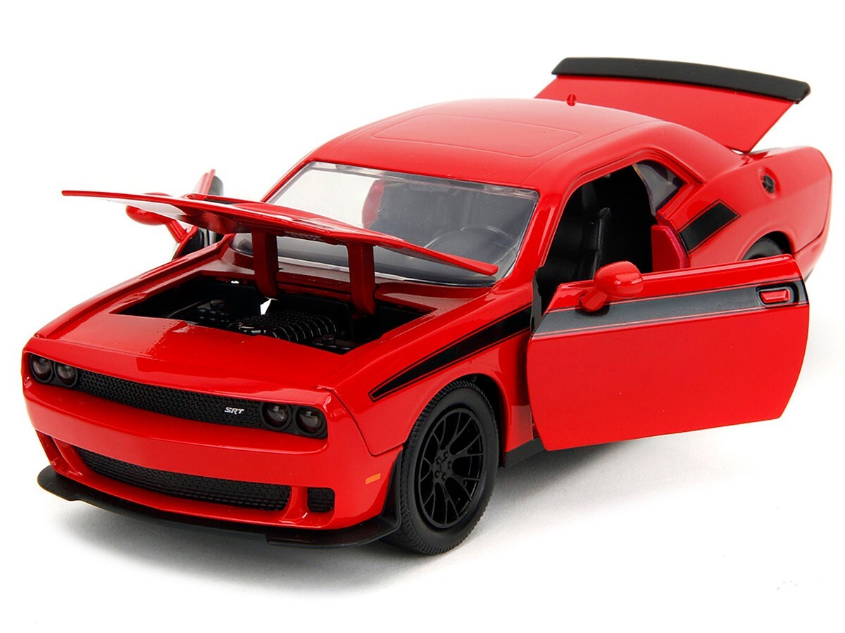 1/43 ウォーキングデッド　Daryl Dixon’s 2006 Dodge 1/43 The Walking Dead Daryl Dixon S 2006 Dodge | eBay
