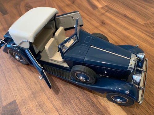 Danbury Mint 1934 Hispano-Suiza J12 Cabriolet Blue 1:24 w/ Box & Title - Picture 12 of 12