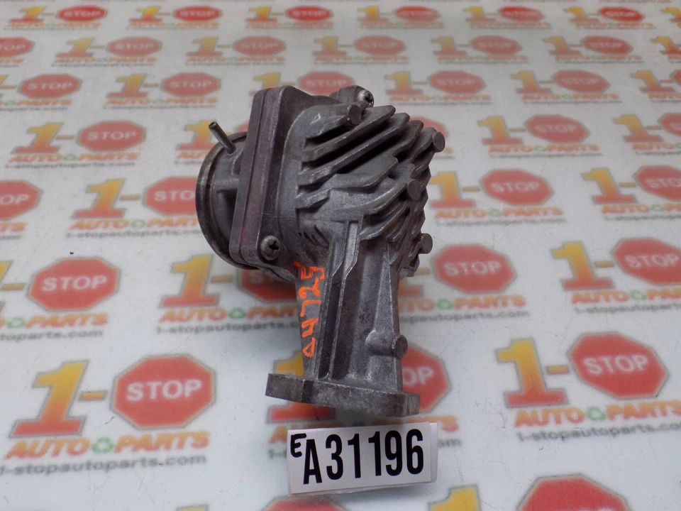 Bomba de inyección de aire secundaria Mercedes-Benz ML350 2006-2011 002-140-83-60 OEM Foto 2 de 4