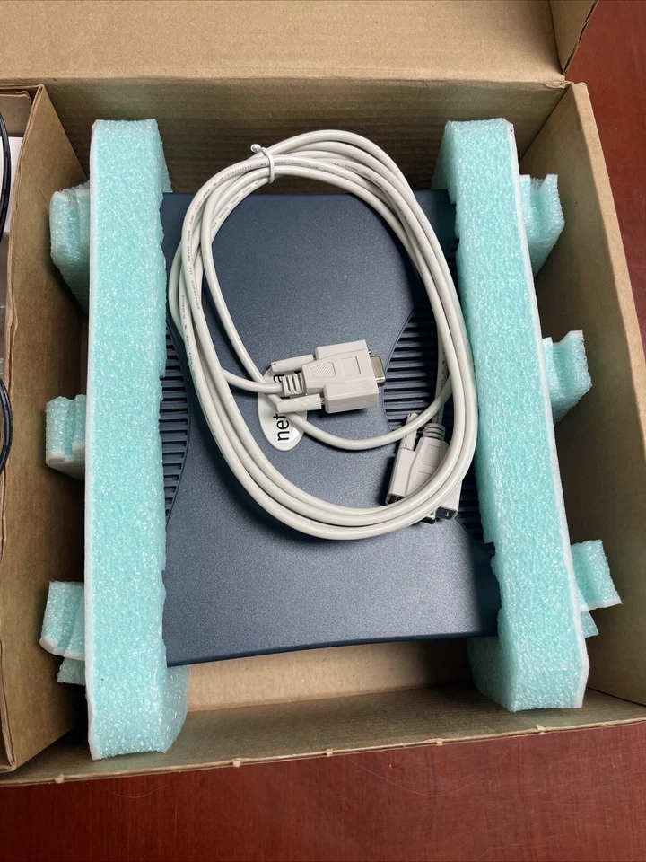 Motorola Netopia 4622-XL T1 VPN 8-Port 10/100 Wired Router - Image 1 of 2