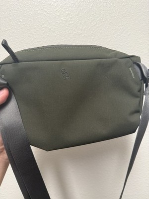 Bellroy Classic Sling 3L Crossbody Sling Bag - Olive - NWOT