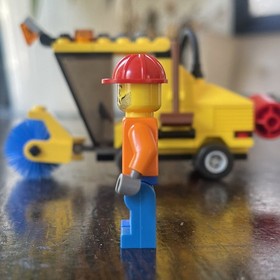 LEGO City #7242: Street Sweeper | Complete W/ MF | Sold As Is | Fast Shipping!!!