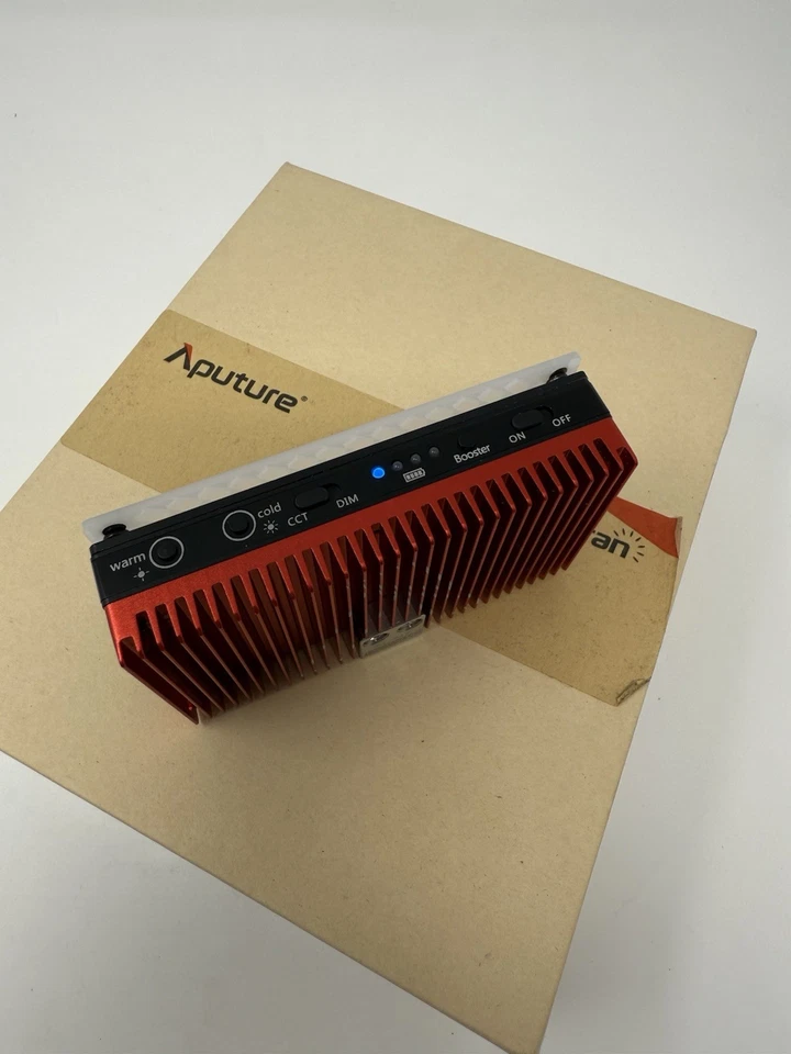 Aputure Amaran AL-MX Bi-Color LED Mini Light - Image 2 of 3