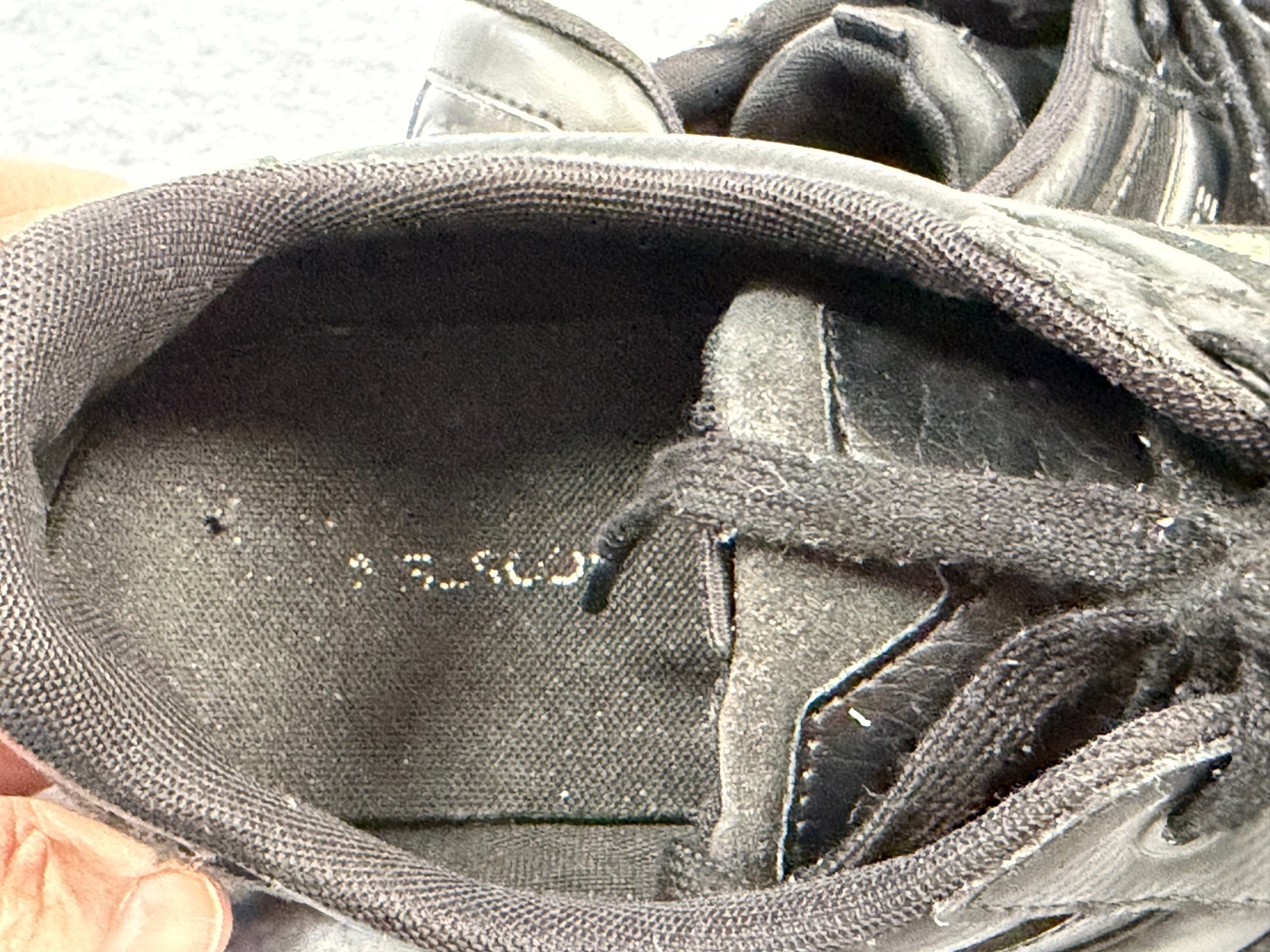 Lacoste Chaymon Sneakers Men's Black Size 9.5 thumbnail 8