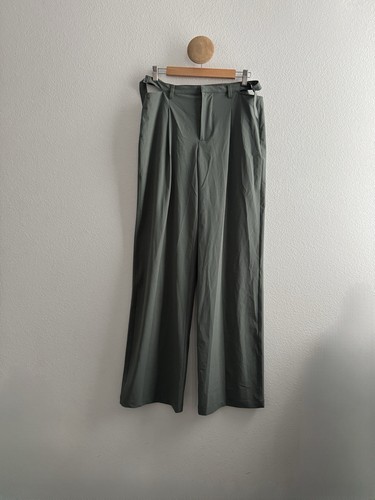 Alo Yoga Mid-Rise Showdown Hose Größe Small