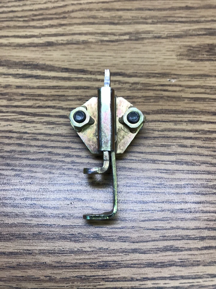 KAWASAKI NINJA 650R EX650 2006-2010 BLOQUEO ASIENTO PARTE DELANTERO # 27016-1115 Foto 3 de 4