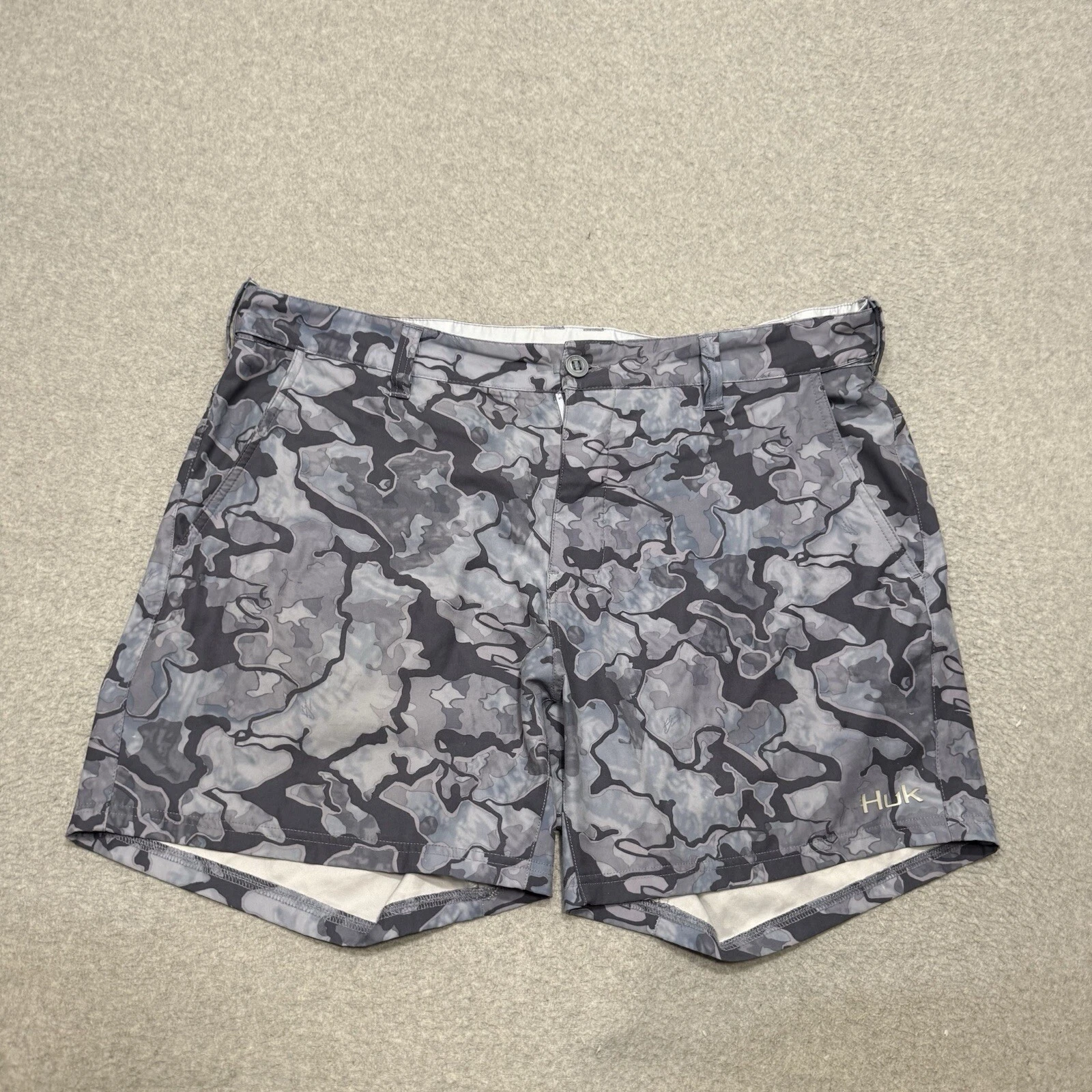 Huk Fishing Shorts 6" Men’s 3XL Low Country Blue Camo Pockets Outdoors Fishing