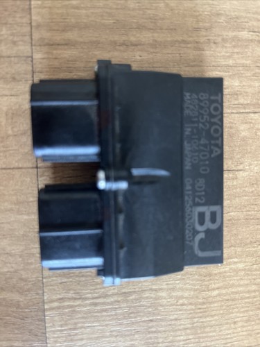 2016-2019 TOYOTA PRIUS OCCUPANT DETECTION SENSOR MODULE #89952-47010 BJ . OEM - Picture 4 of 4