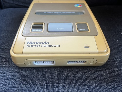 Nintendo Super Famicom Console w/ 2 OEM Controllers Yellowed w/ Box *SHVC CPU-01 - Foto 5 di 11