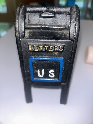 Vintage Metal Mailbox US MAIL BANK Coin 1940 Air Mail In Gold Lettering On Side