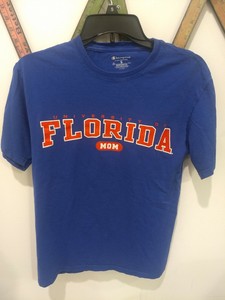 gator mom t shirt