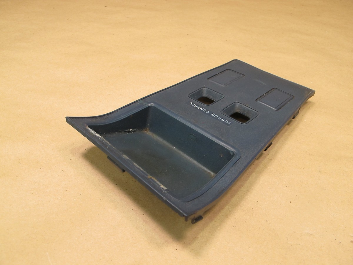 84-89 Nissan 300zx Center Console Tray Bezel Trim Mirror