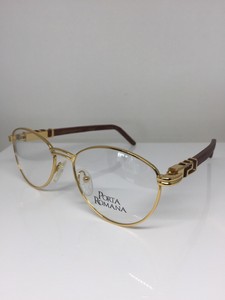 eyeglass