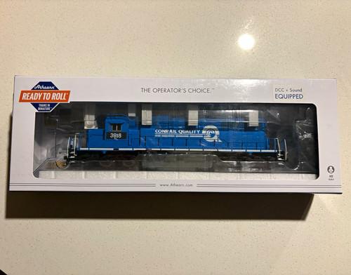 Locomotora diésel Athearn HO Conrail/NS parche EMD #3818 DCC Sound ATH88946 | Condition: Used